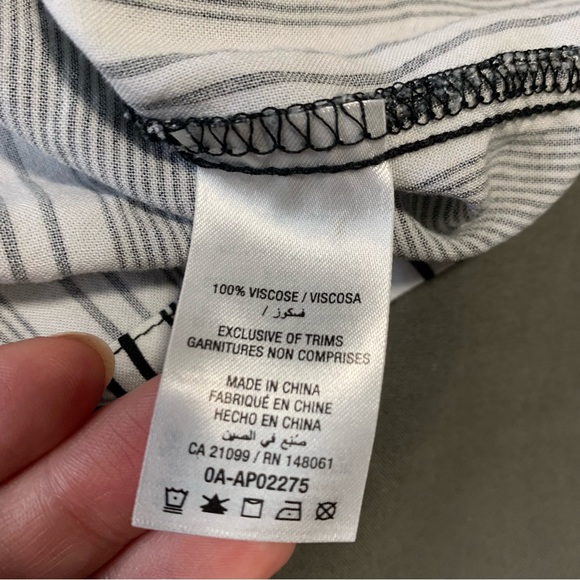 Striped button up blouse - Picture 4 of 5